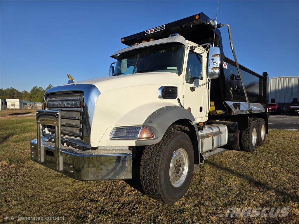 Mack GR64B Wywrotki