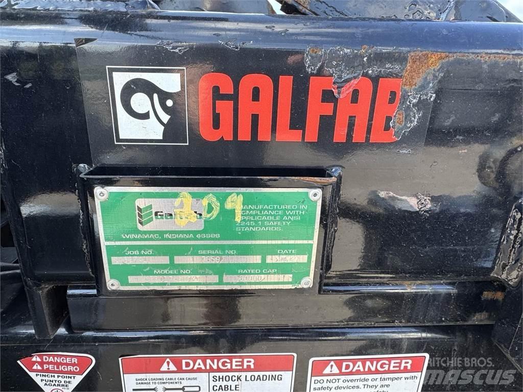 Mack GR64F Inne
