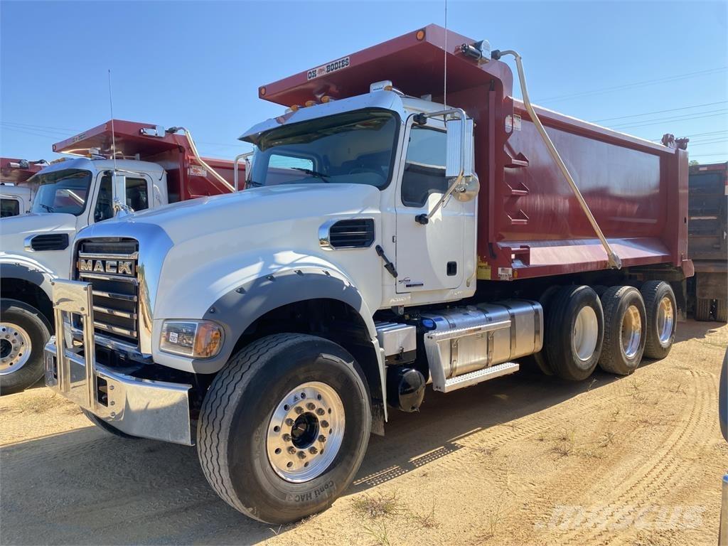 Mack GR64F Wywrotki