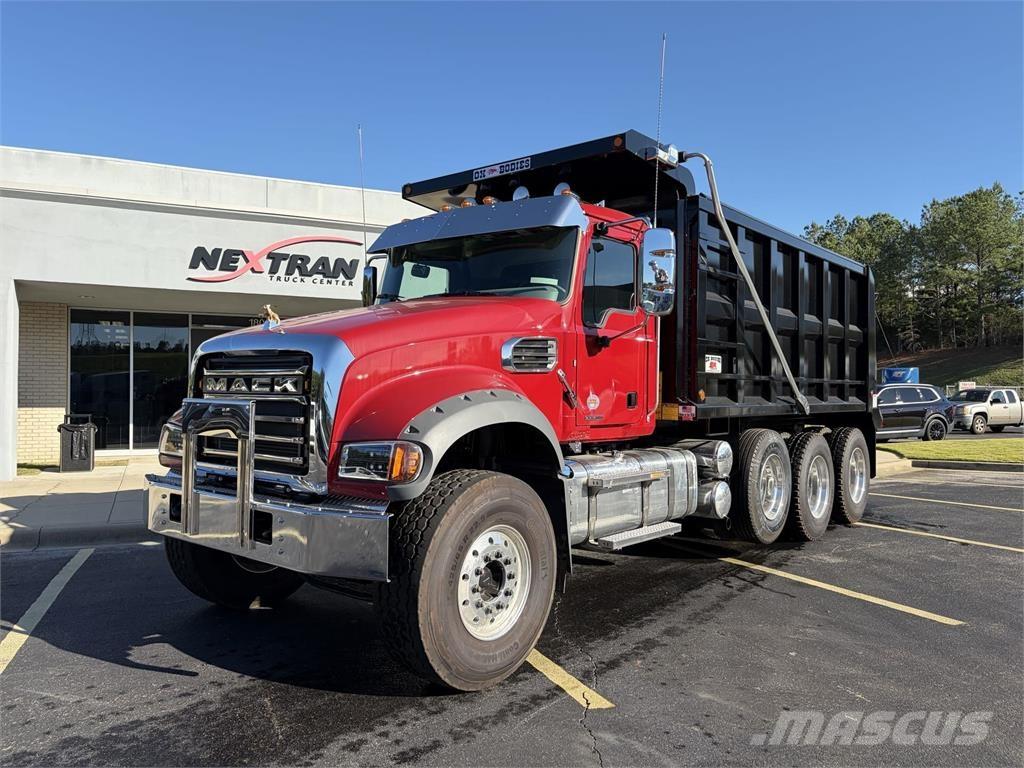 Mack GR64FR Wywrotki