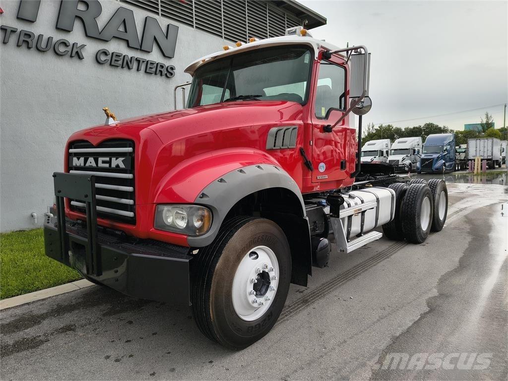 Mack GR64FT Ciągniki siodłowe