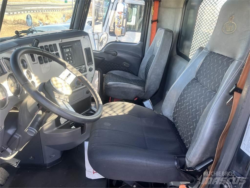 Mack GU813 Inne