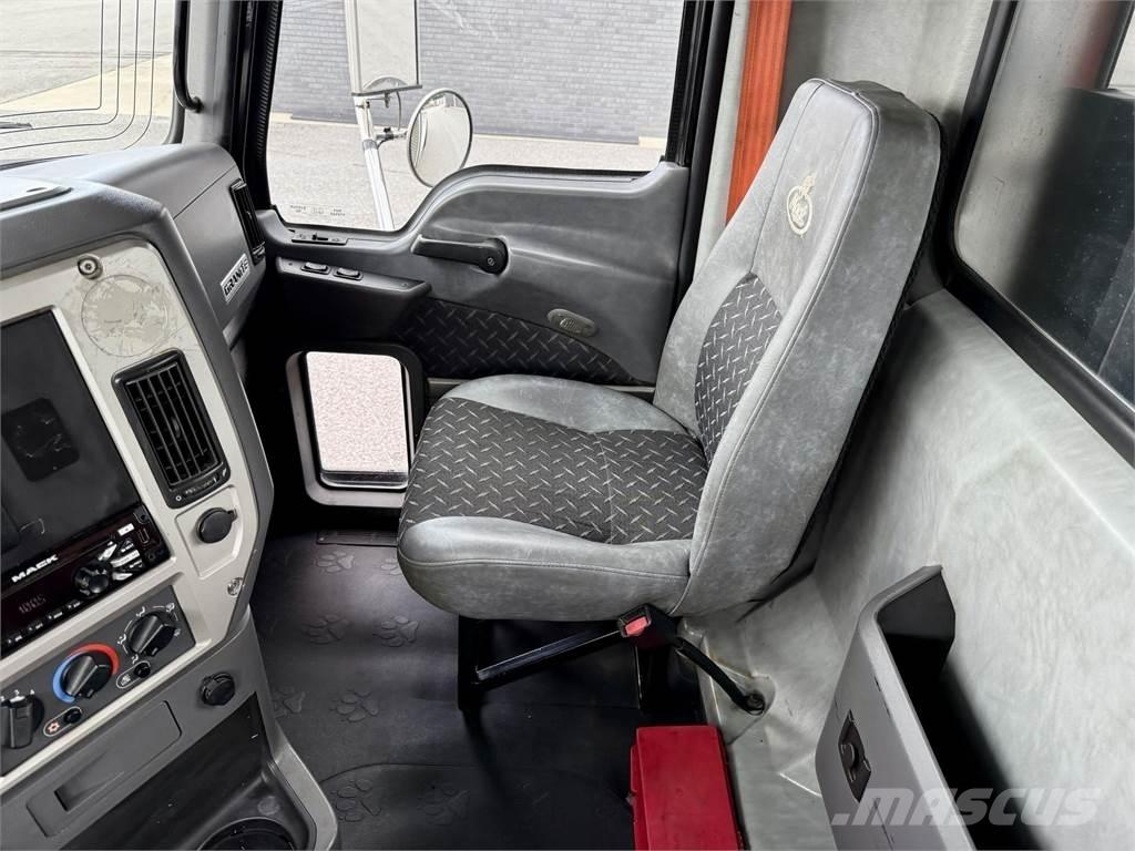 Mack GU813 Inne