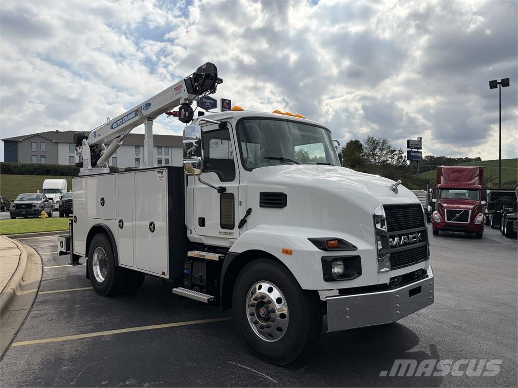 Mack MD6 42R Inne