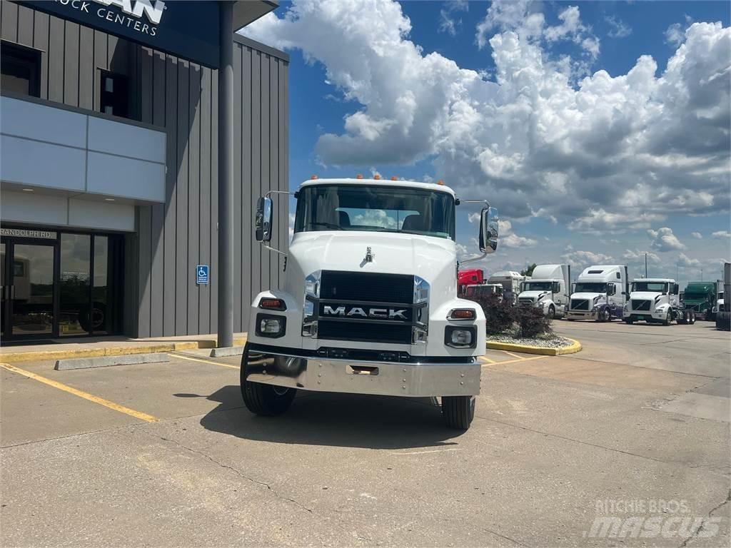 Mack MD642 Pojazdy pod zabudowę