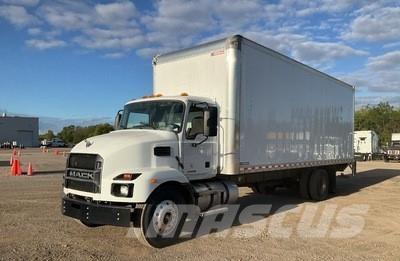 Mack MD642 Samochody ciężarowe ze skrzynią zamkniętą