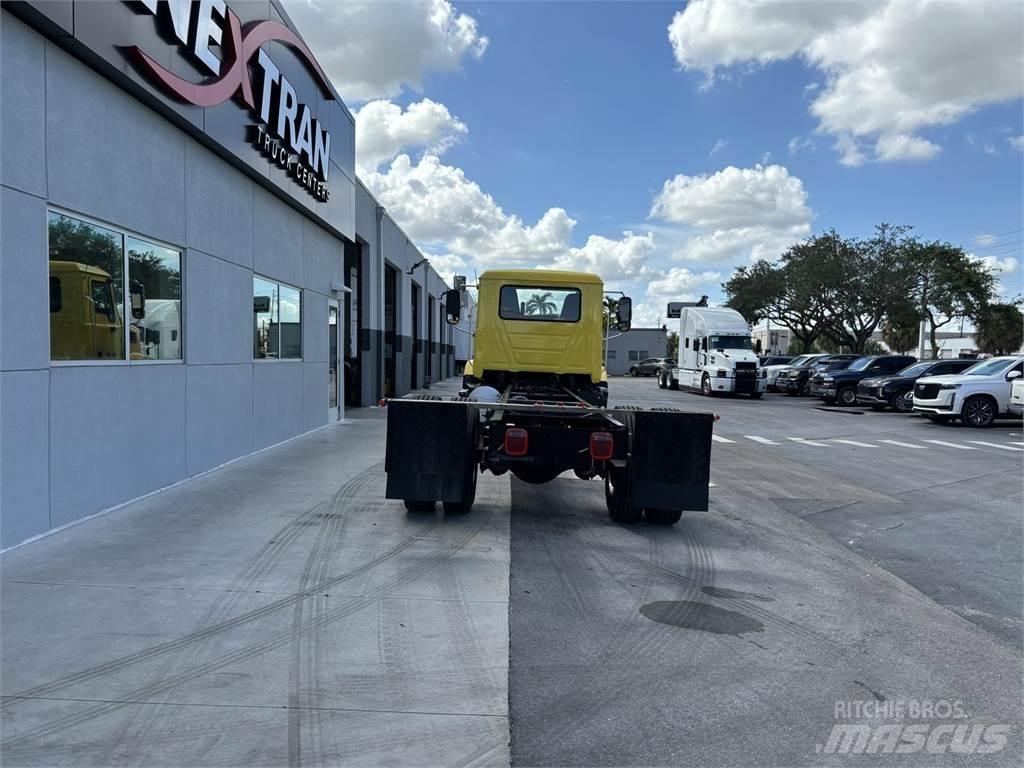 Mack MD7 42R Maszyny leśne - Inne