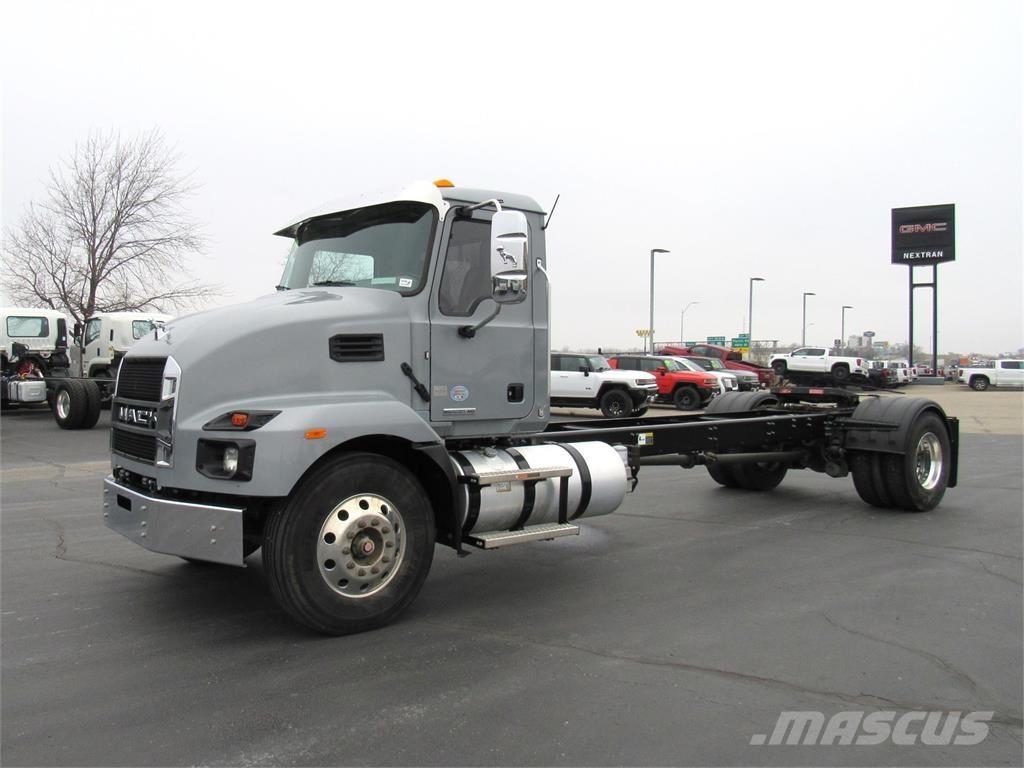 Mack MD742 Pojazdy pod zabudowę