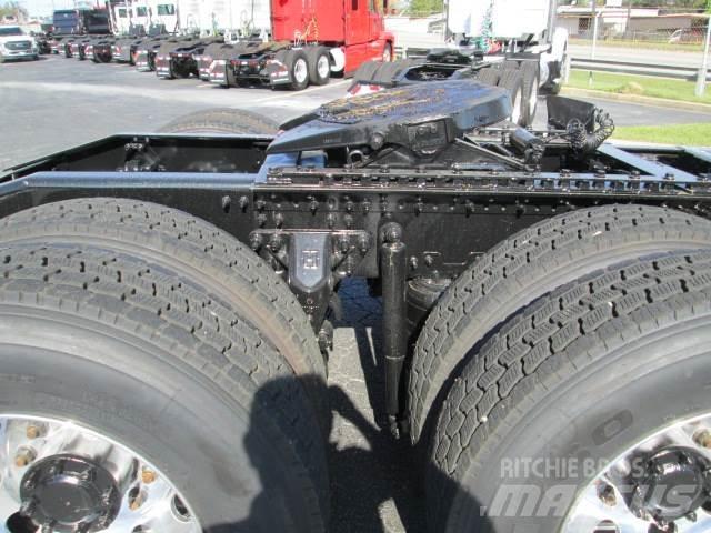 Mack PI64T Ciągniki siodłowe