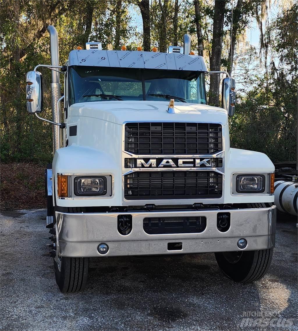 Mack PI64T Ciągniki siodłowe