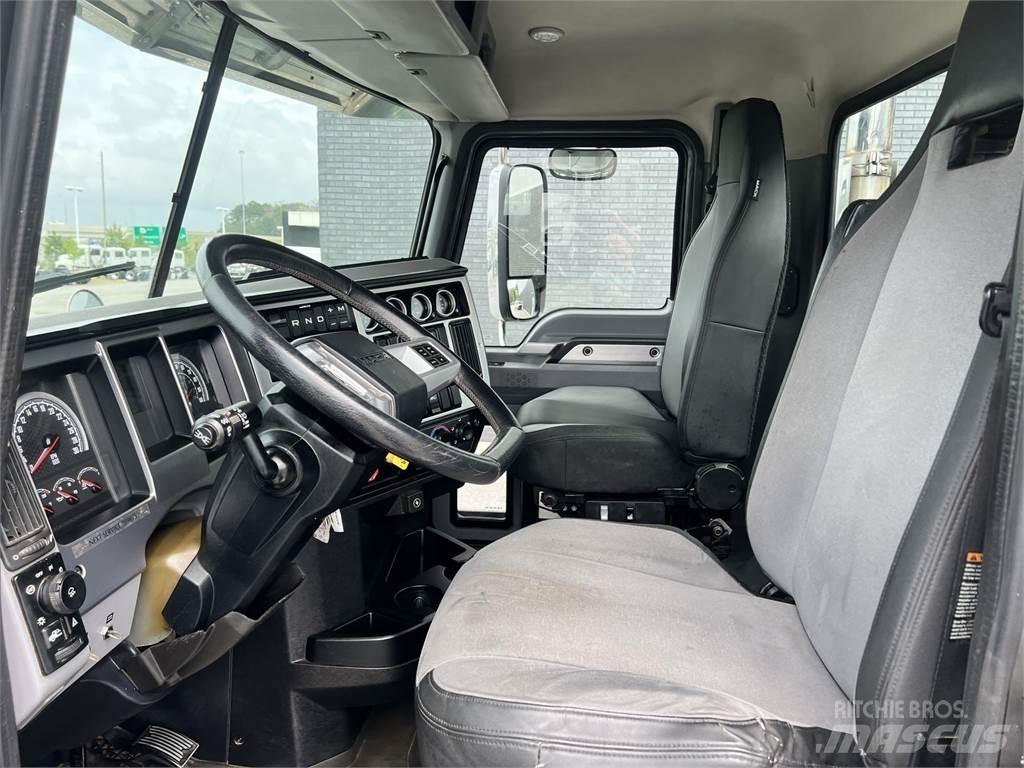 Mack PI64T Ciągniki siodłowe