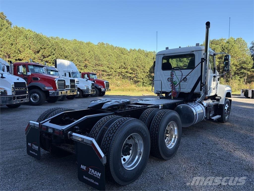 Mack PI64T Ciągniki siodłowe