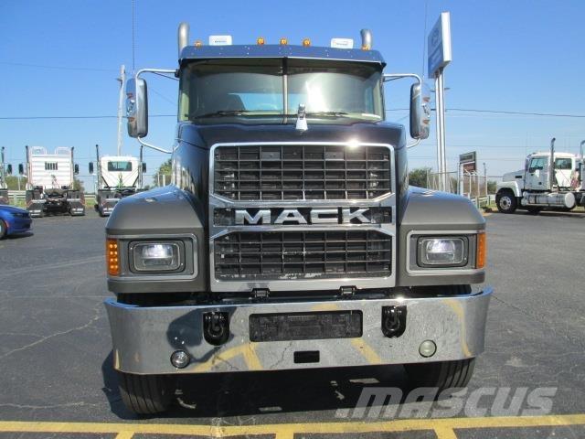 Mack PI64T Ciągniki siodłowe