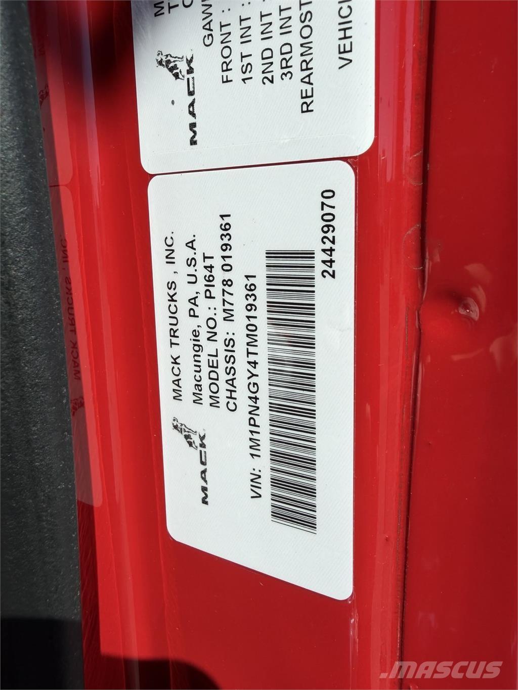 Mack PI64T Ciągniki siodłowe
