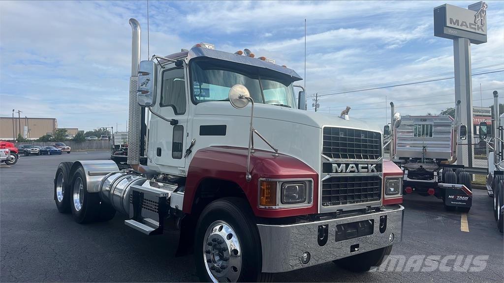 Mack PI64T Ciągniki siodłowe