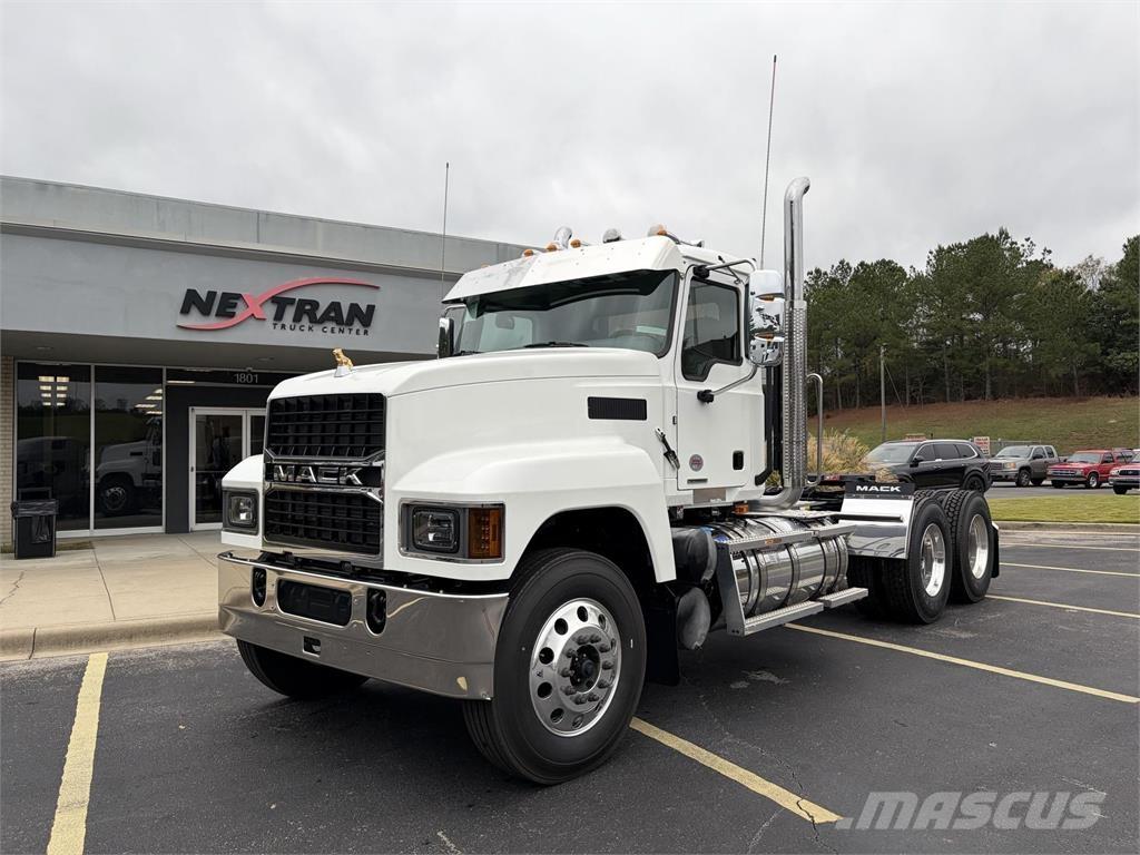 Mack PI64T Ciągniki siodłowe