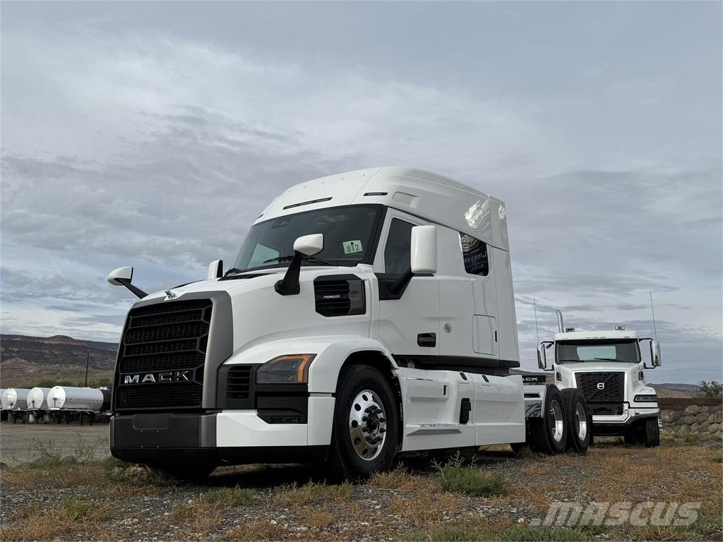 Mack PR64T Ciągniki siodłowe