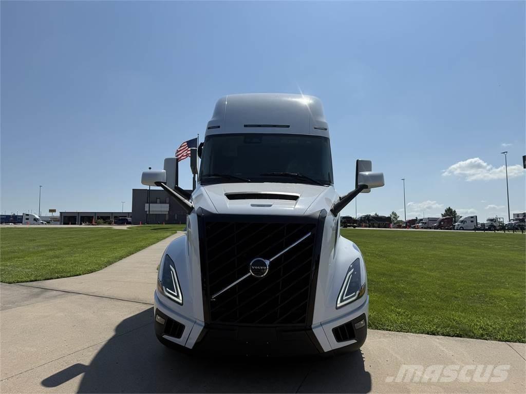 Volvo NEW VNL860 Ciągniki siodłowe
