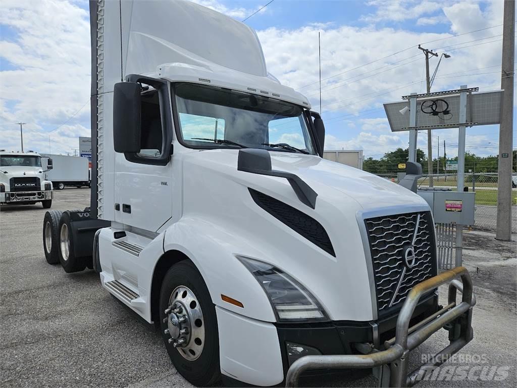 Volvo VNL62T300 Ciągniki siodłowe