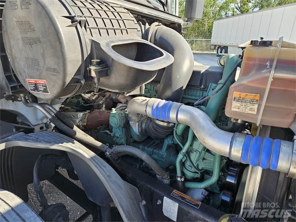 Volvo VNL64T300 Ciągniki siodłowe