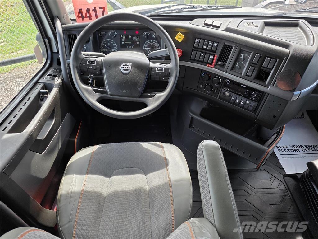 Volvo VNL64T760 Ciągniki siodłowe