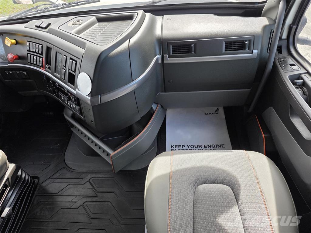 Volvo VNL64T760 Ciągniki siodłowe