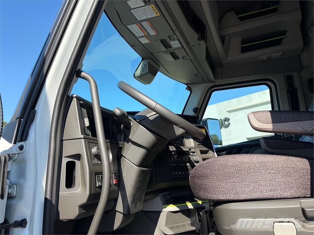 Volvo VNL64T860 Ciągniki siodłowe