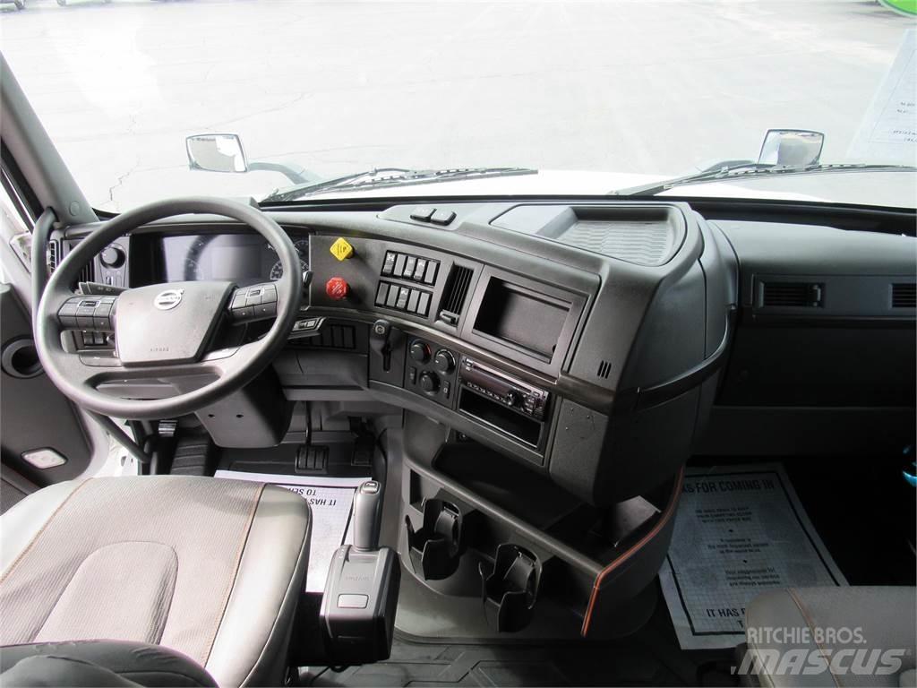Volvo VNL64T860 Ciągniki siodłowe
