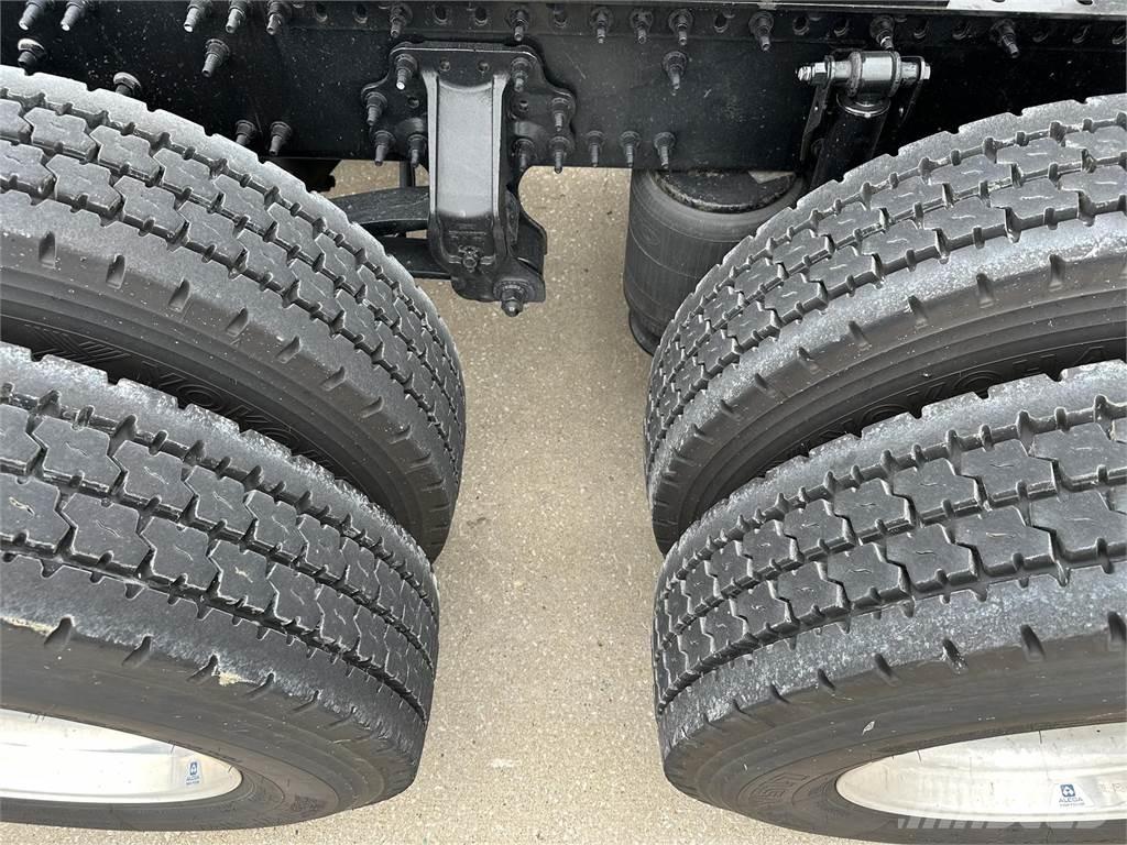 Volvo VNL64T860 Ciągniki siodłowe