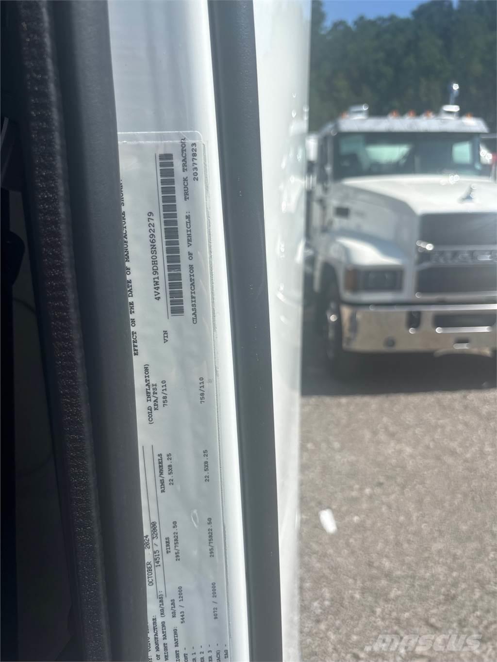 Volvo VNR42T300 Ciągniki siodłowe