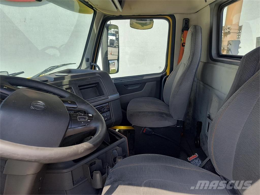 Volvo VNR64T Ciągniki siodłowe