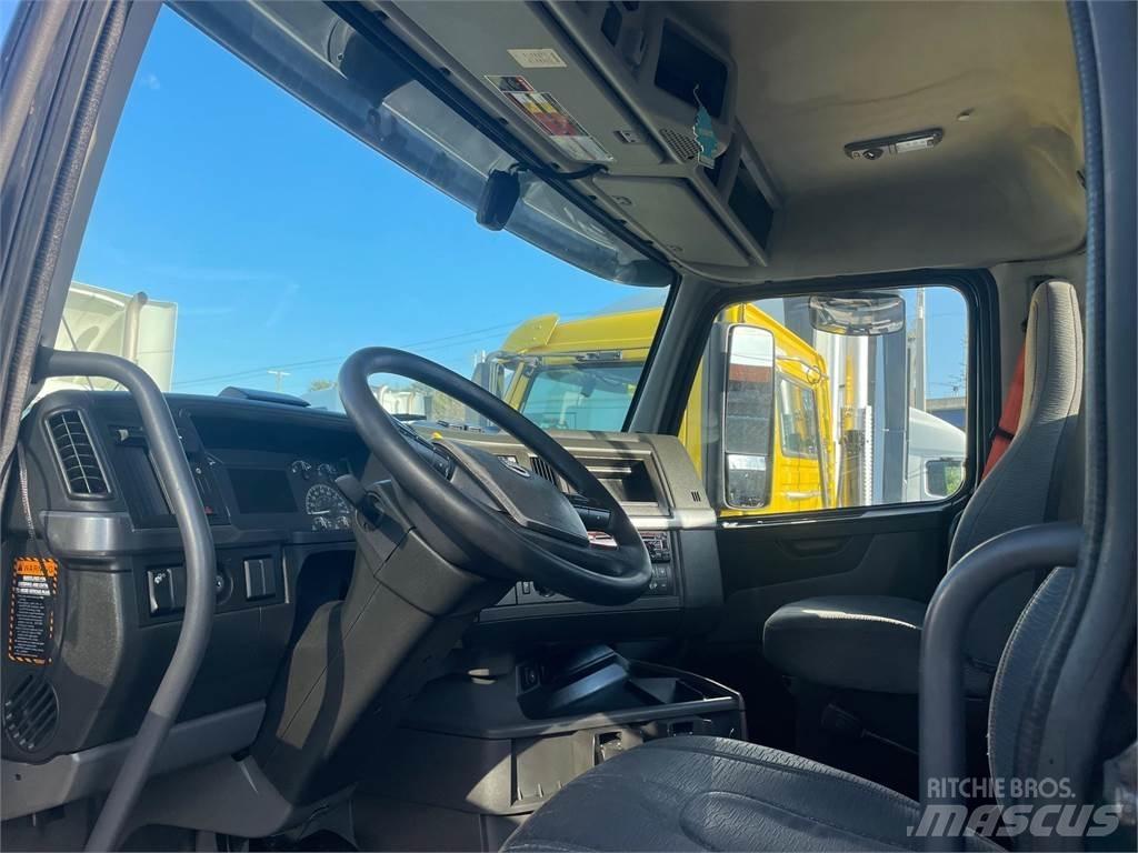 Volvo VNR64T Ciągniki siodłowe
