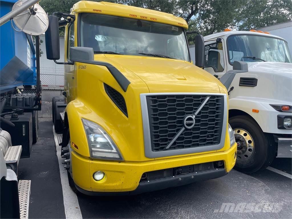 Volvo VNR64T300 Ciągniki siodłowe