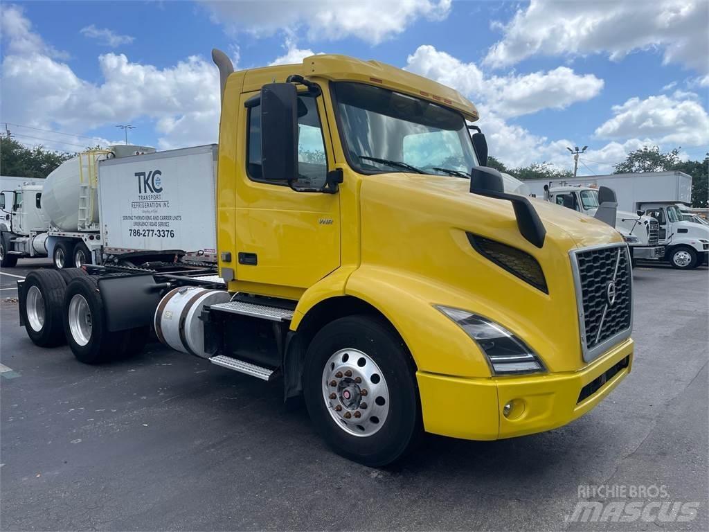 Volvo VNR64T300 Ciągniki siodłowe