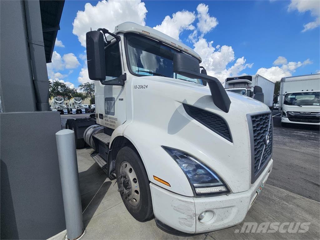 Volvo VNR64T300 Ciągniki siodłowe