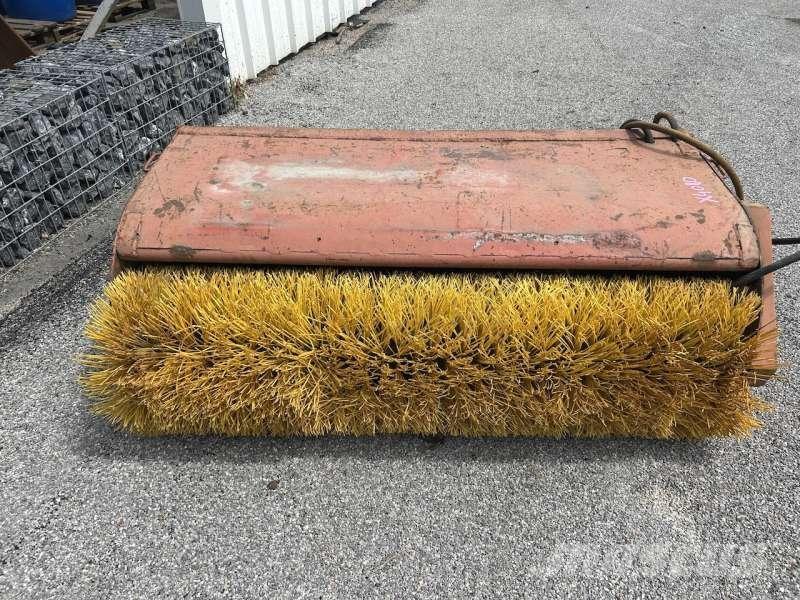  AUTRE 1700mm Zamiatarki