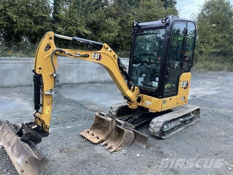 CAT 302 Minikoparki