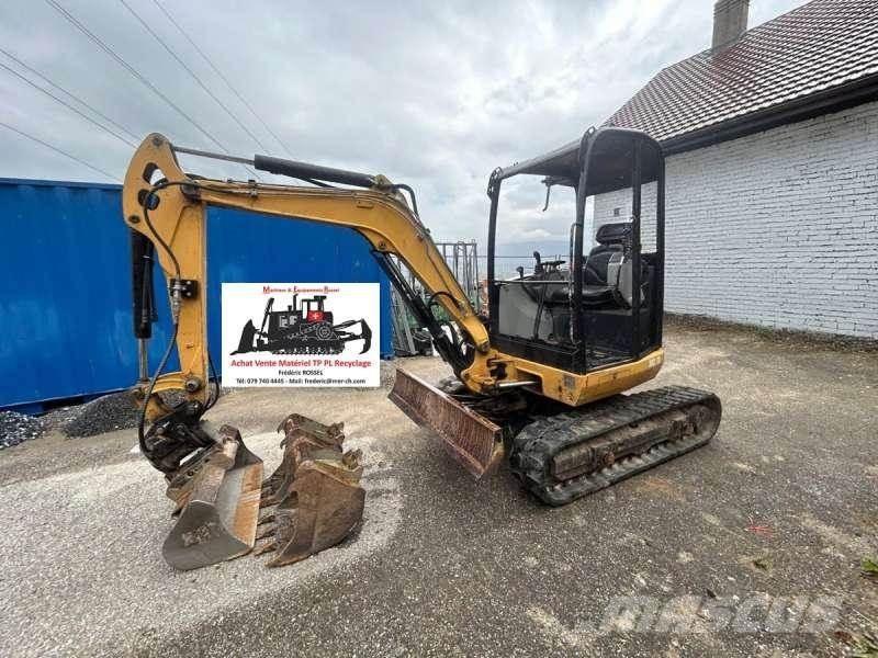 CAT 302.7DCR Minikoparki