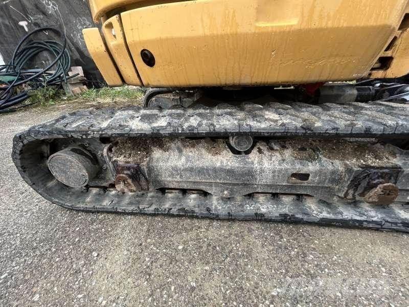 CAT 302.7DCR Minikoparki