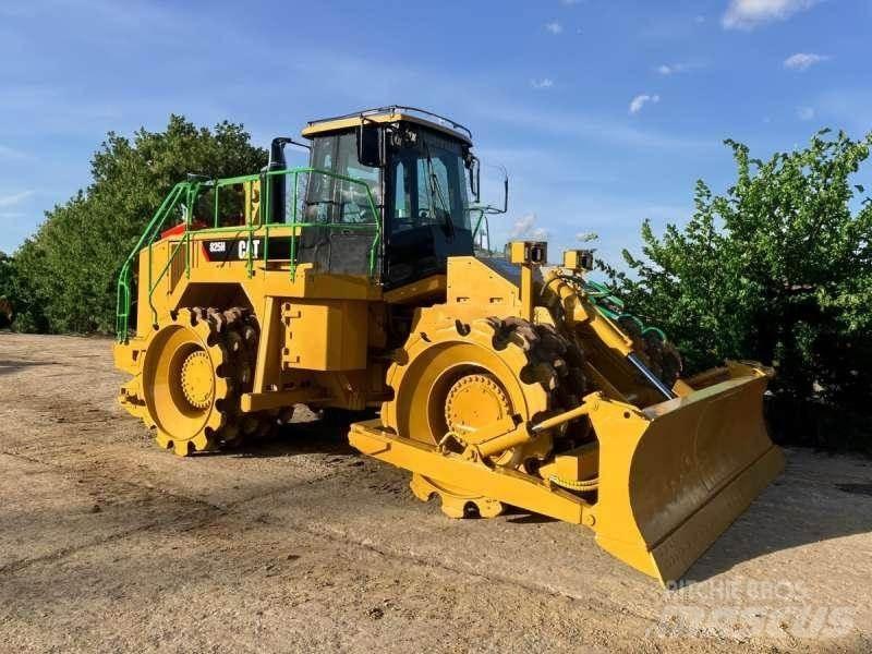 CAT 825H Kompaktory