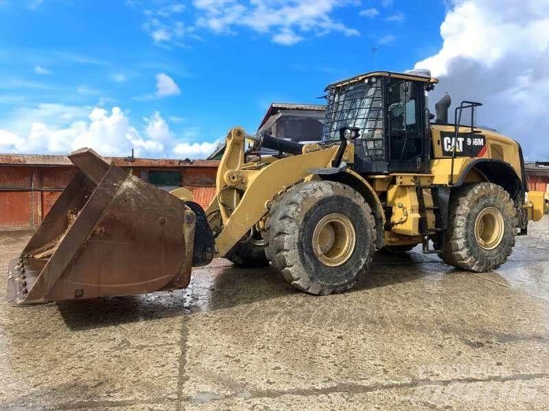 CAT 966M Ładowarki kołowe