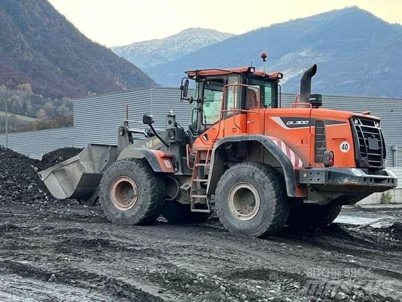 Doosan DL300 Ładowarki kołowe