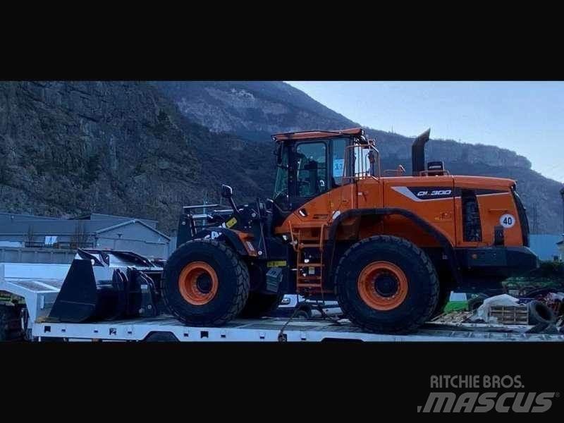 Doosan DL300 Ładowarki kołowe