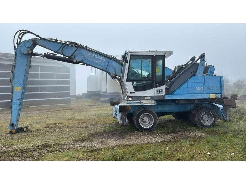 Fuchs MHL320 Koparki przeładunkowe