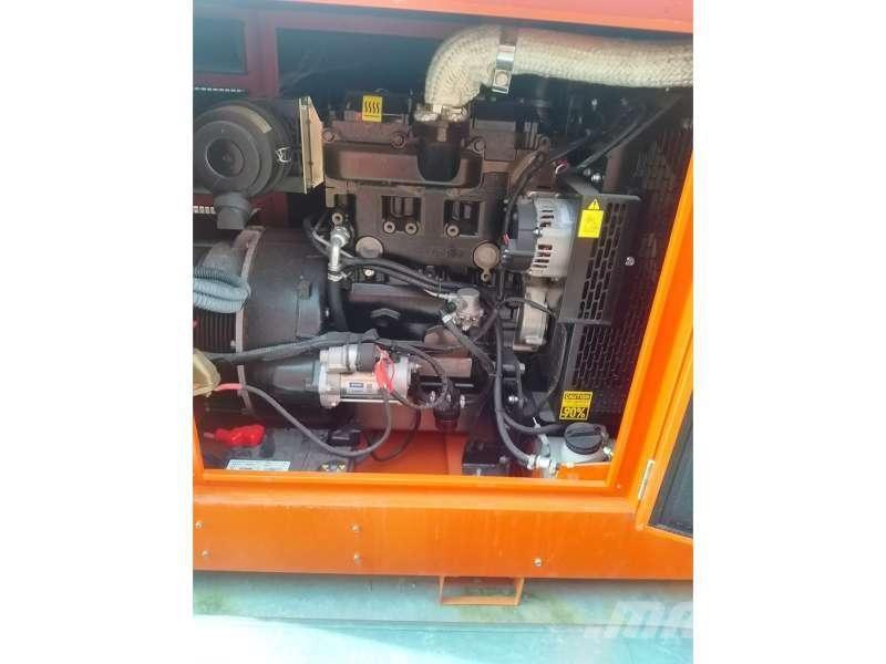  Gruau 22 KVA Agregaty prądotwórcze Diesla