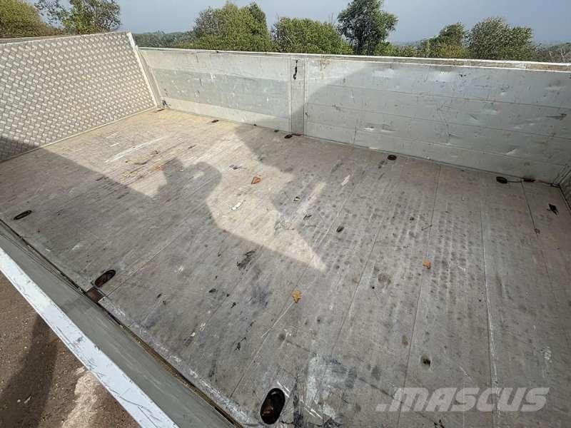 Scania R420 Ciężarówki typu Platforma / Skrzynia