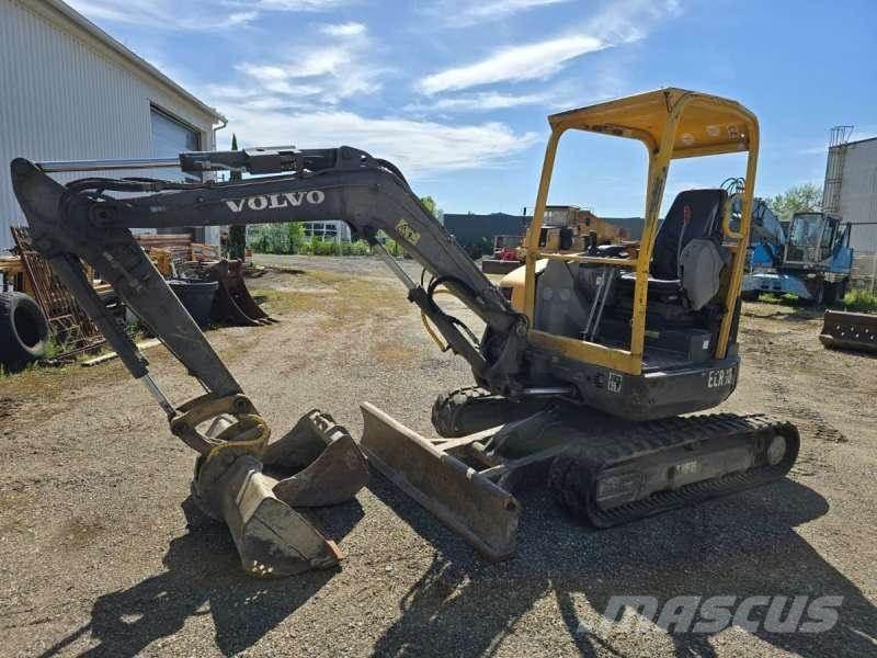Volvo ECR38 Minikoparki