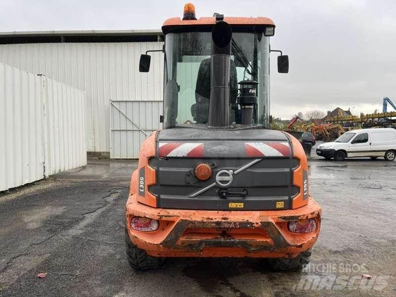 Volvo L30G Ładowarki kołowe