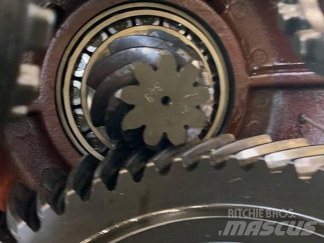  DIFFERENTIAL ZF 40/9 Mosty, wały i osie