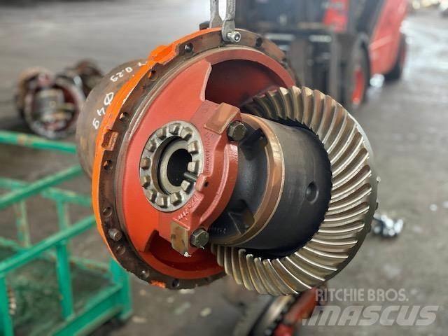  DIFFERENTIAL ZF 40/9 Mosty, wały i osie